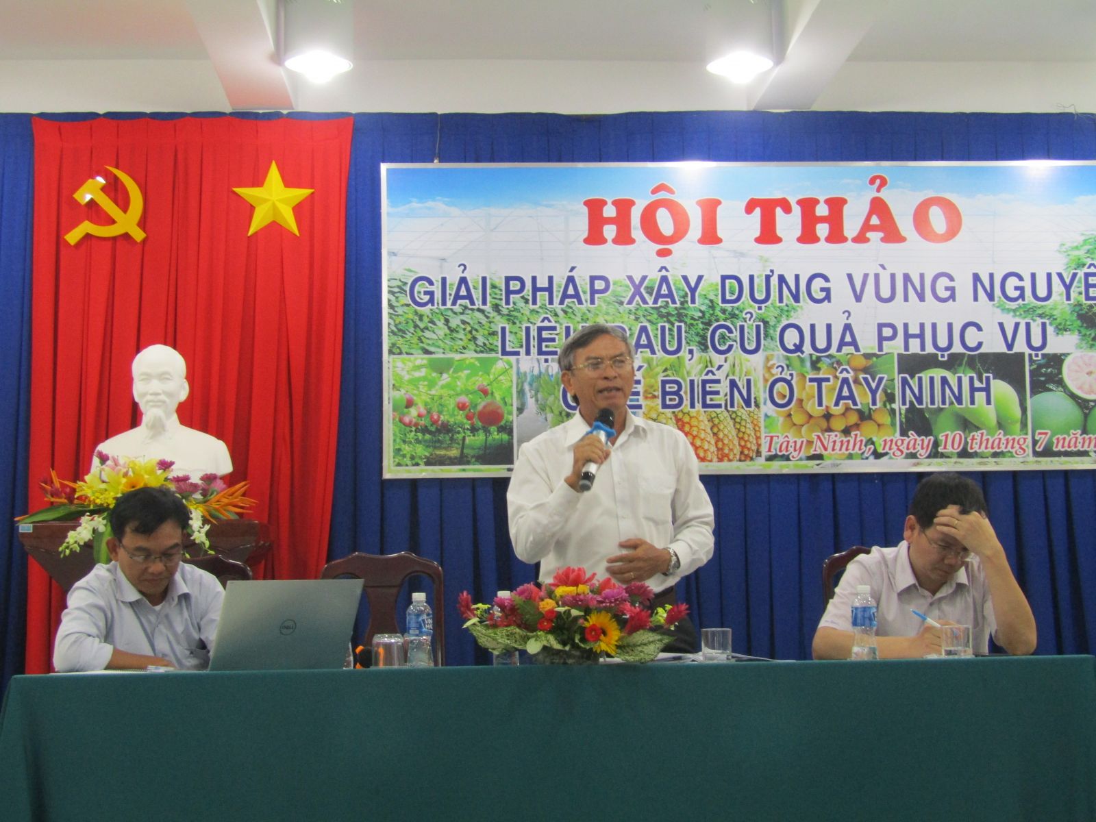Tìm giải pháp xây dựng vùng nguyên liệu rau củ quả phục vụ chế biến